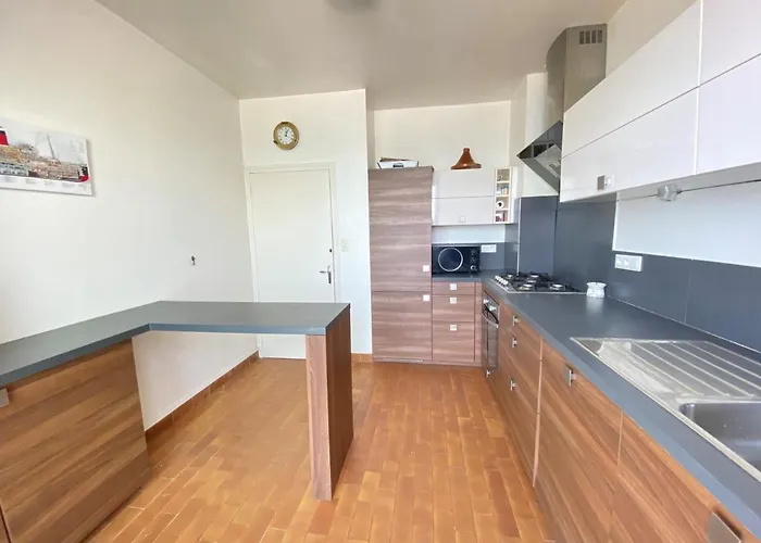 Holiday home Maison Familiale 4 Avec Terrasses, Vue Mer, Wifi Et Parking - Fr-1-231-279