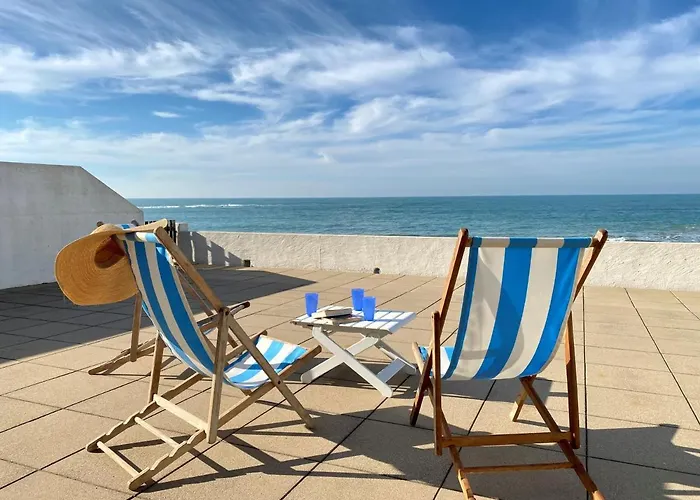 Holiday home Maison Familiale 4 Avec Terrasses, Vue Mer, Wifi Et Parking - Fr-1-231-279